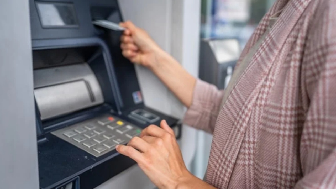 ATM’ye Banka Kartını Takanlar Bu Ekranı Görüyor!