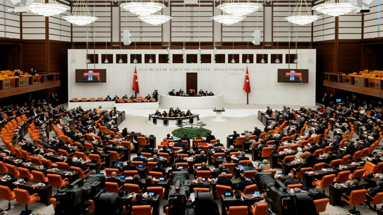 Yeni Torba kanunu belli oldu! Emeklinin yüzü gülecek